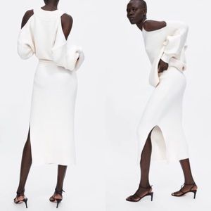 ✨SOLD✨ZARA LONG RIBBED KNIT SKIRT. NWT